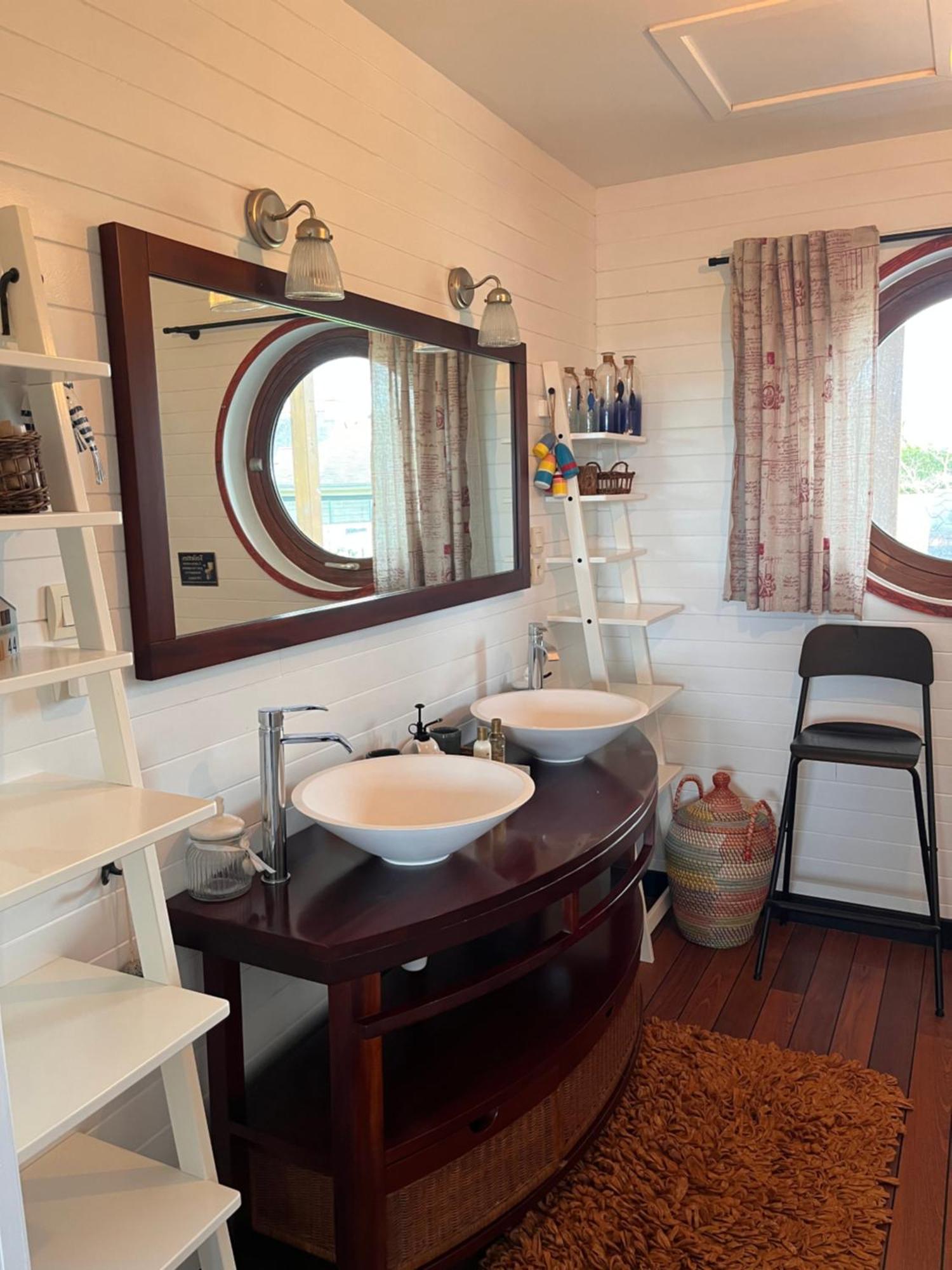 La Maison Bateau Au Bord De Mer Guissény Buitenkant foto