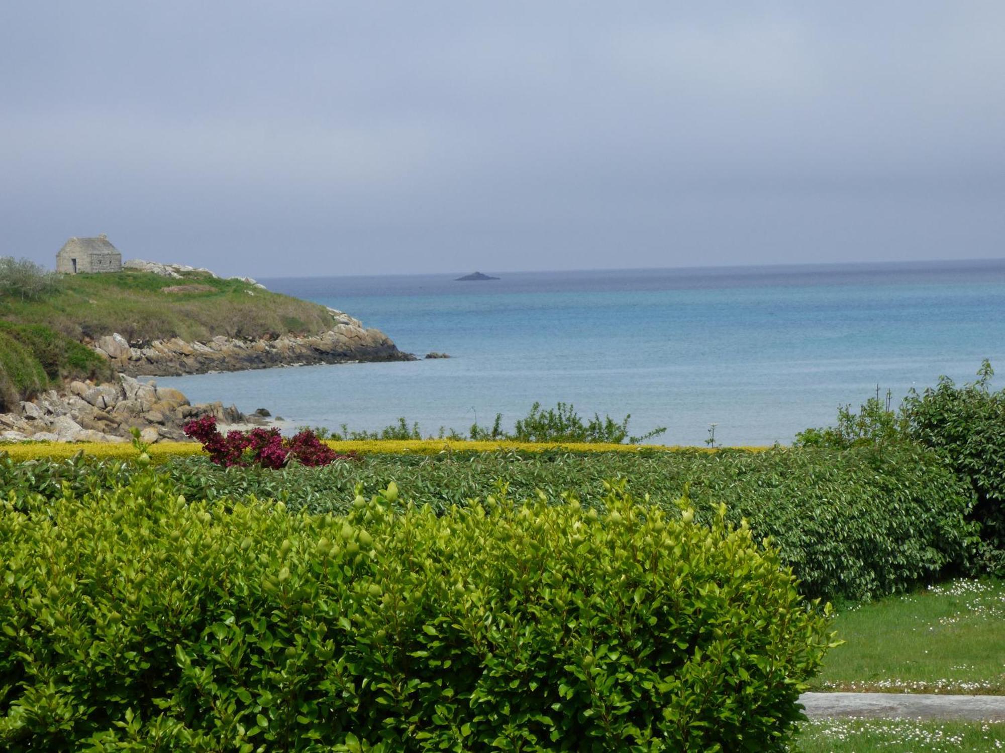 La Maison Bateau Au Bord De Mer Guissény Buitenkant foto